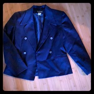 Women’s Vintage Parisian Signature Petite Jacket